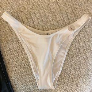 High leg bikini bottoms